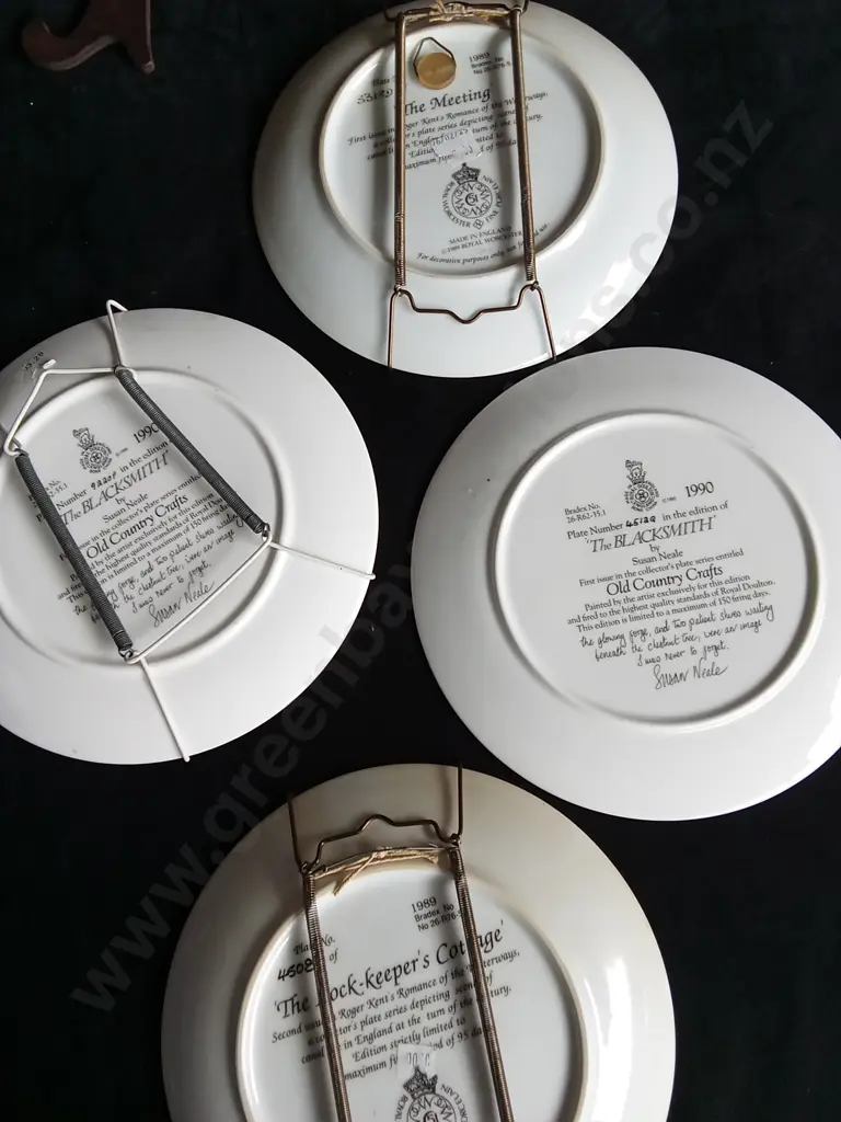 4 PIECE COUNTRYSIDE DECORATIVE PLATES Image 1++