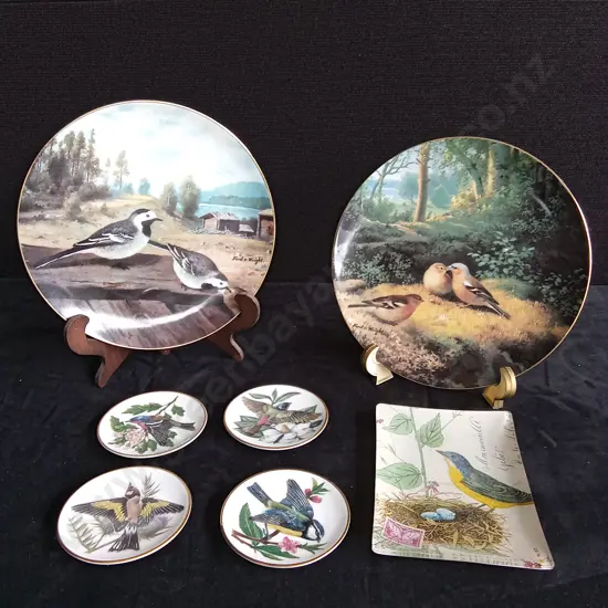 7 PIECE DECORATIVE BIRD PLATES