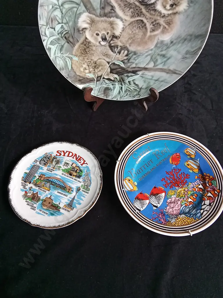 3 DECORATIVE AUSTRALIA PLATES Image 1++