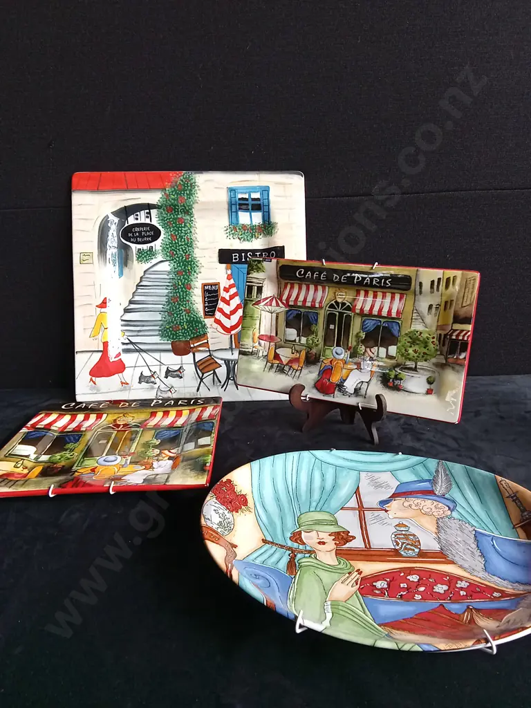 4 FRENCH STYLE DECORATIVE PLATES Image 1++