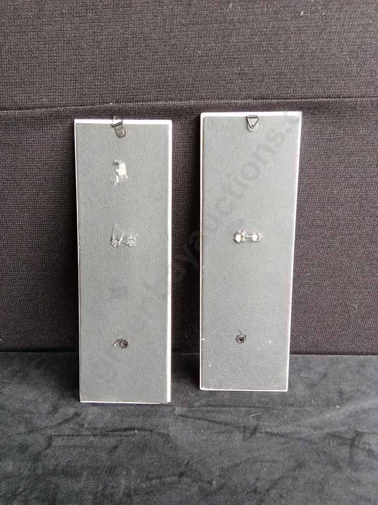 2 FLORAL DECORATIVE CERAMIC TILES Image 1++