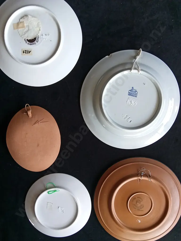 5 PIECES DESTINATION DECORATIVE PLATES Image 1++