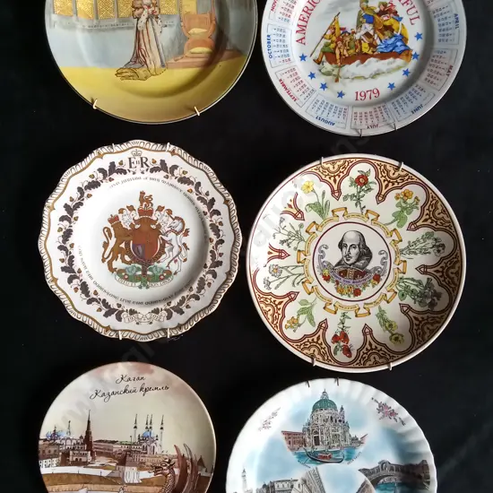 6 DECORATIVE PLATES