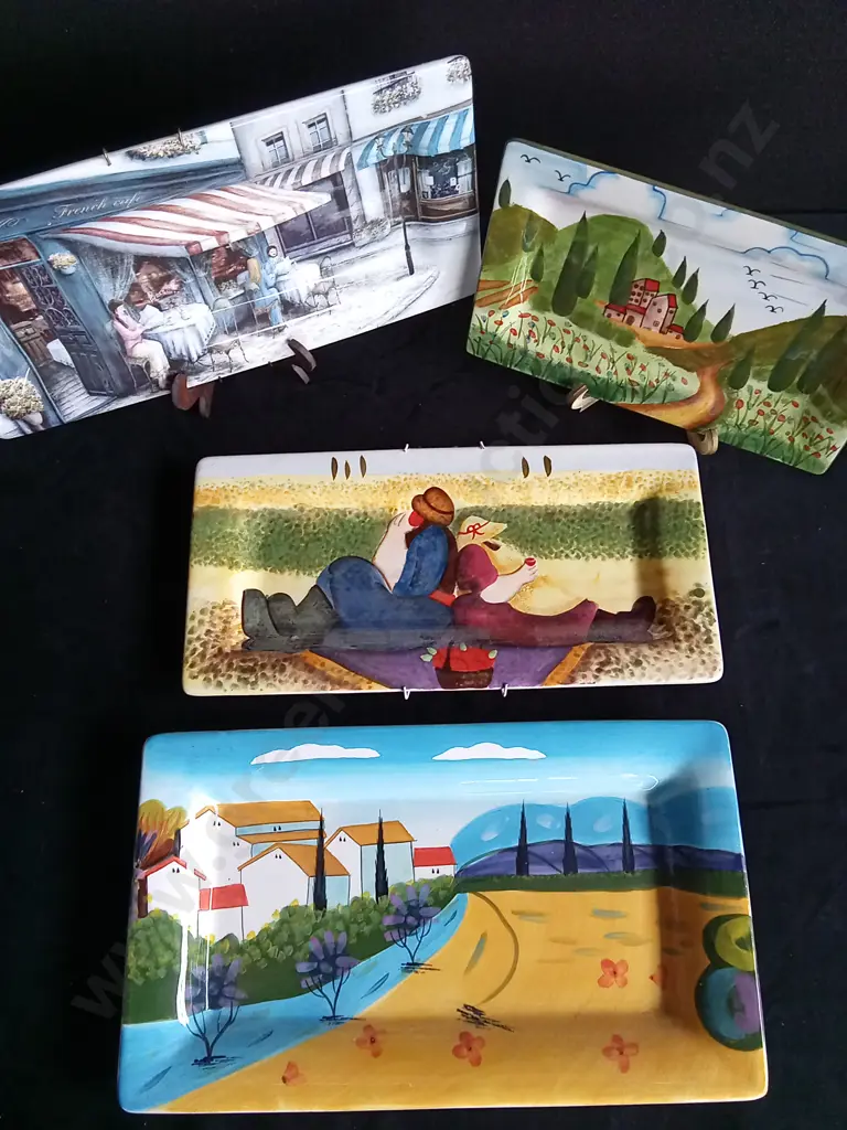 4 DECORATIVE PLATES Image 1++