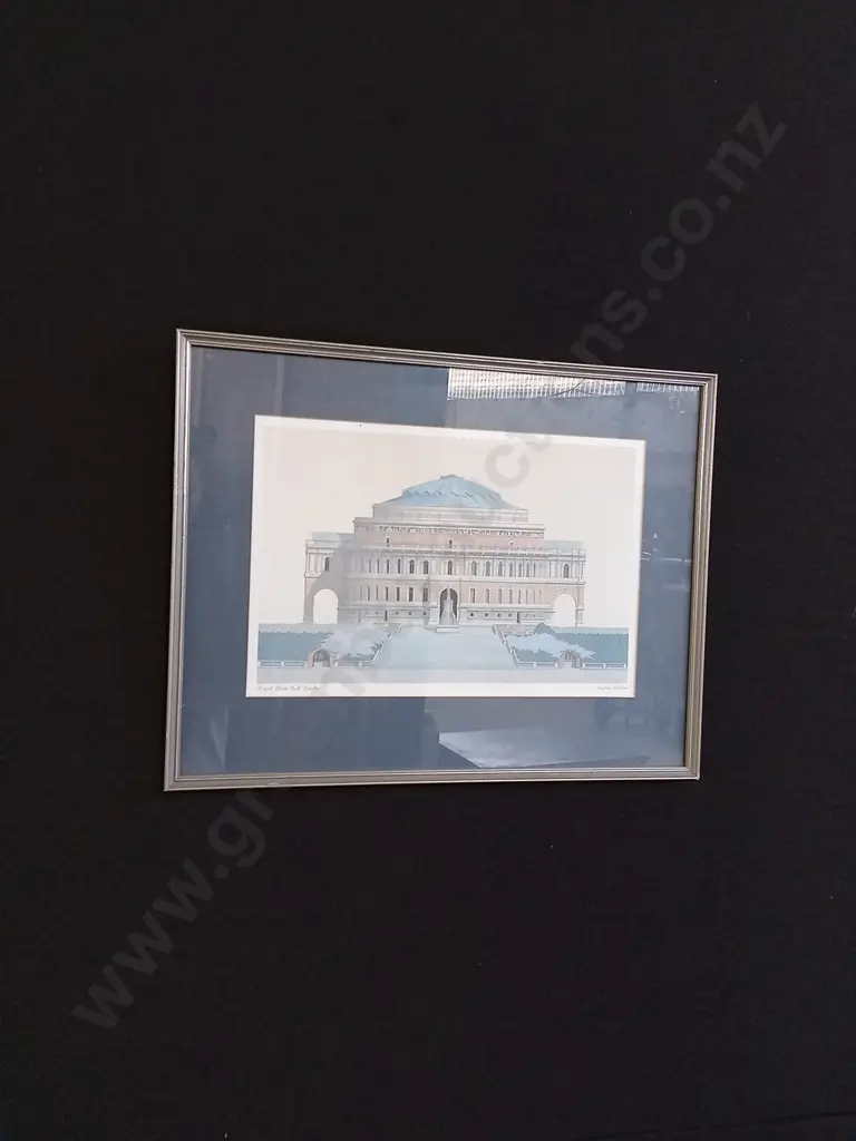 3 PIECES FRAMED ARCHITECTURE PRINTS Image 1++