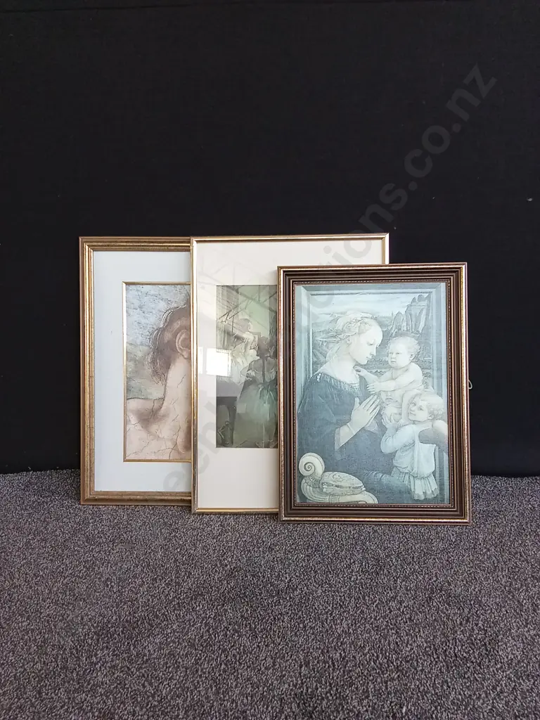3 PIECES FRAMED OIL PAINTING PRINTS Image 1++
