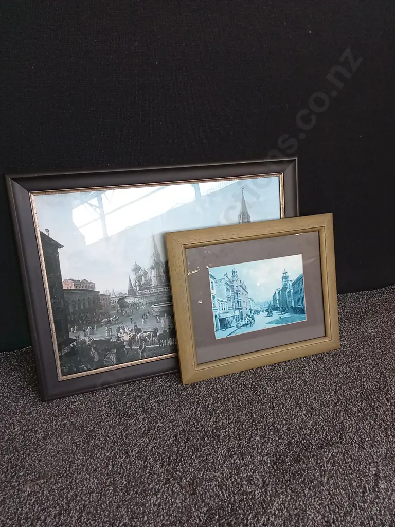 2 PIECES VINTAGE CITY LANDSCAPE FRAMED PRINTS Image 1++