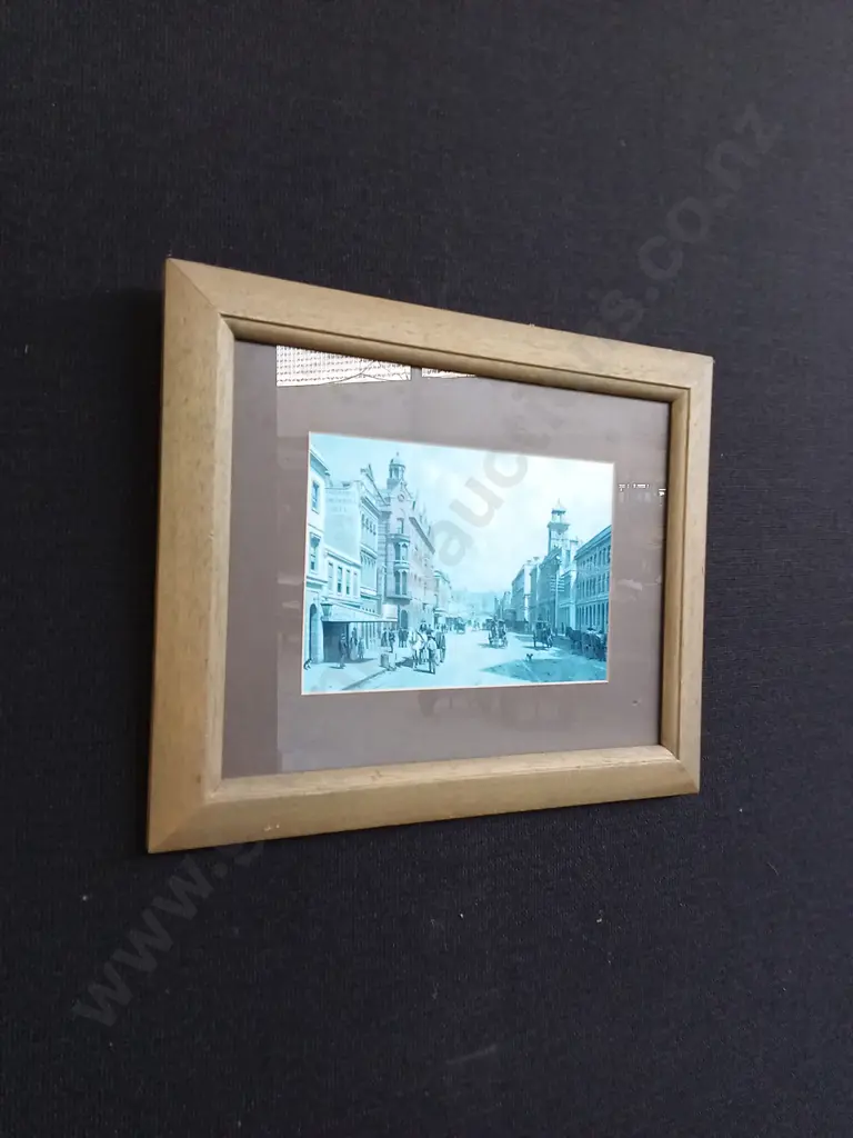 2 PIECES VINTAGE CITY LANDSCAPE FRAMED PRINTS Image 1++