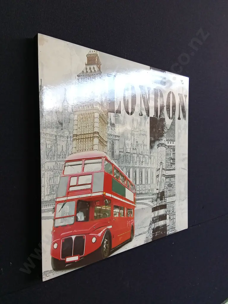 5 PIECES LONDON ART/MEMORABILIA Image 1++