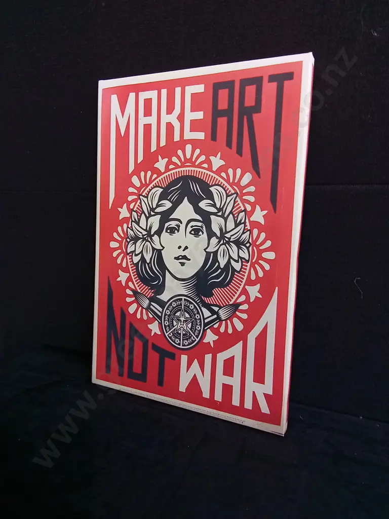 2 PIECES ART PRINTS FRAMED AND CANVAS Image 1++