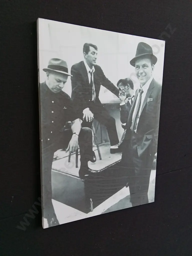 4 PIECES CANVAS PRINTS Image 1++