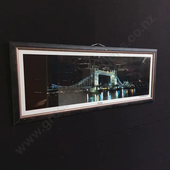 LONDON FRAMED PHOTOGRAPH
