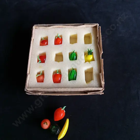 HAND BLOWN GLASS FRUIT SET