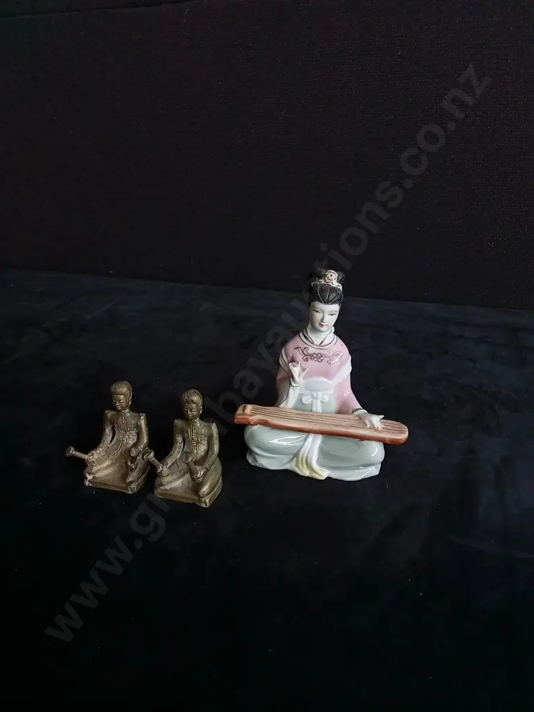 3 PIECES HOME DECOR TALLEST H 12 CM Image 1++