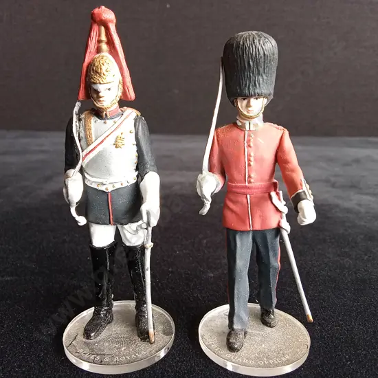 CORGI ICON COLLECTION SCOTS GUARD OFFICER & BLUES AND ROYALS GUARD NO BOX