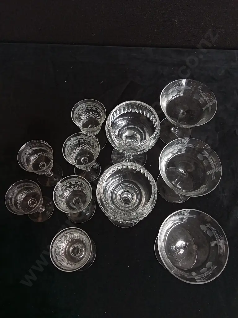 10 PIECES GLASSWARE Image 1++