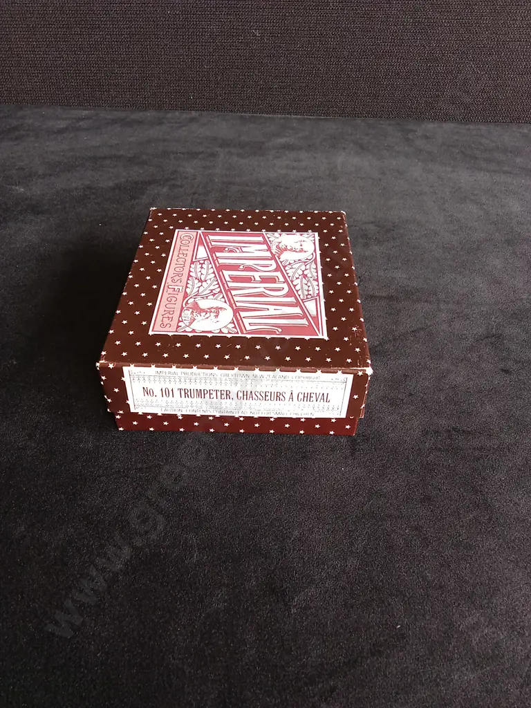 IMPERIAL PRODUCTIONS 1:32 SCALE SOLDIERS, NO 101 TRUMPETER CHASSEURS A CHEVAL, BOXED Image 1++