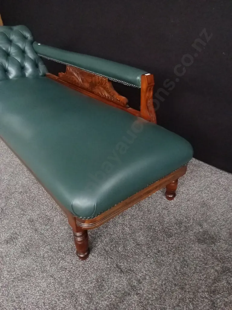 VICTORIAN STYLE CHAISE LOUNGE DARK GREEN LEATHER 1.8M LENGTH Image 1++