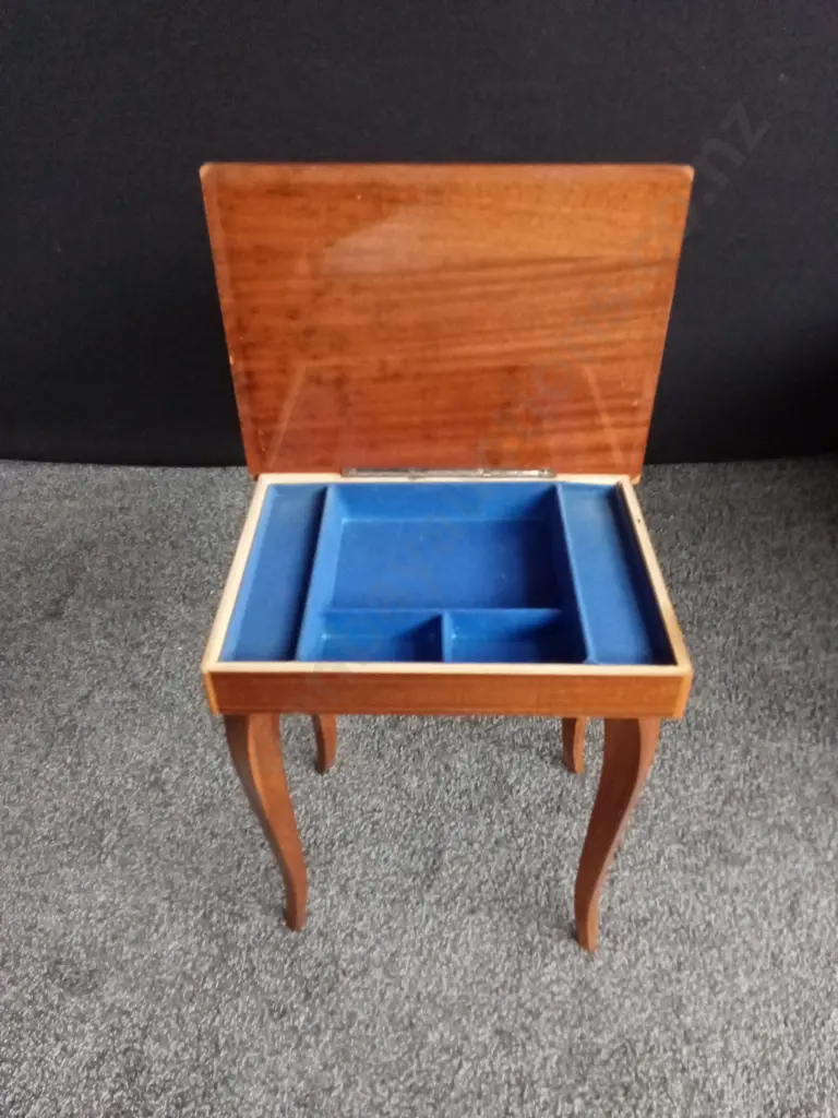 VINTAGE MUSICAL SIDE TABLE WITH STORAGE H 42CM Image 1++