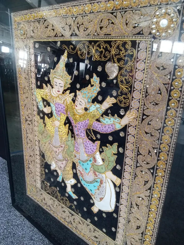 FRAMED BURMESE KALAGA TAPESTRY H 100CM X 81CM Image 1++