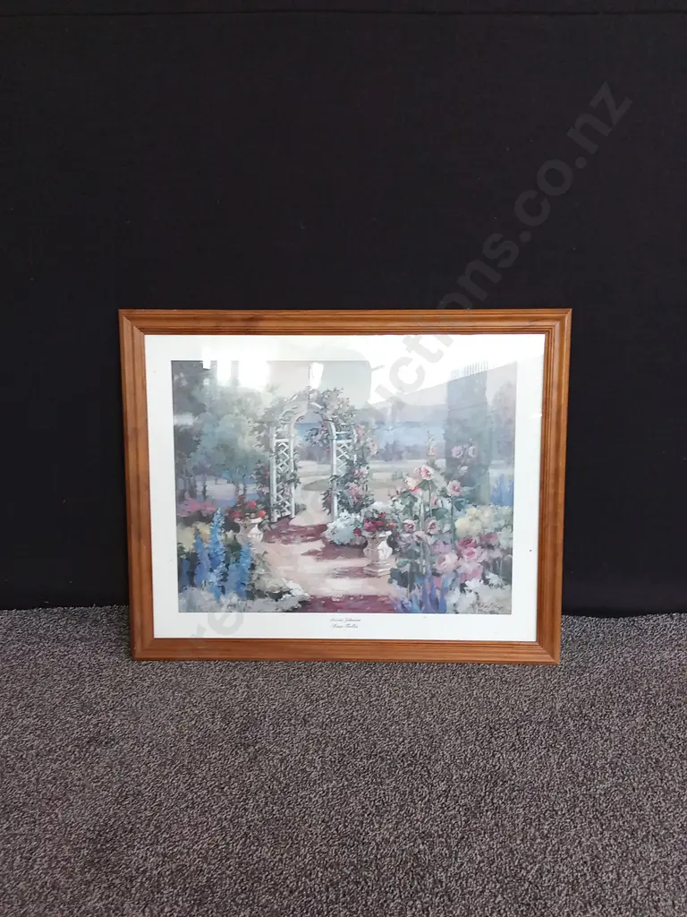 FRAMED ROSE GARDEN PRINT Image 1++