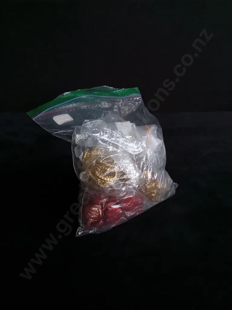 MIXED BAG OF BEADS Image 1++