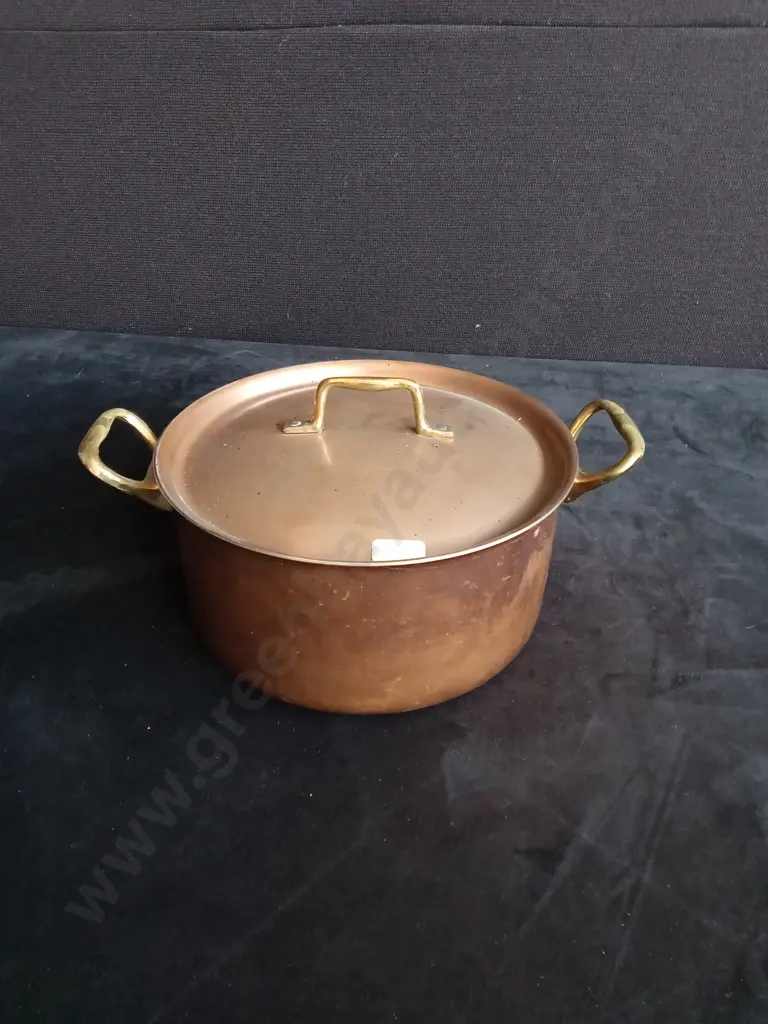 VINTAGE COPPER POT WITH LID Image 1++