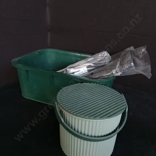 MISCELLANEOUS MIX CONTAINERS AND LAPTOP CASES