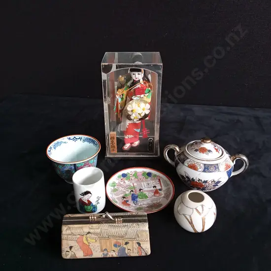 7 PIECES VINTAGE JAPANESE ITEMS