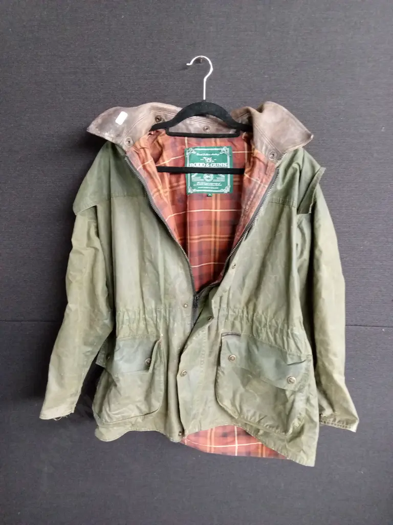 RODD & GUNN OUTDOOR CLASSICS JACKET SIZE SMALL Image 1++