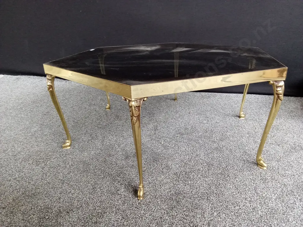 GLASS TABLE WITH GOLD COLOURED BASE Image 1++