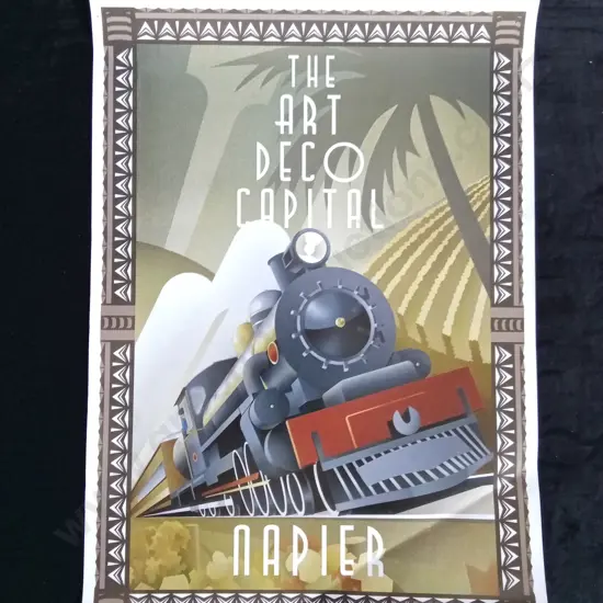 3 PIECES RETRO ART PRINTS