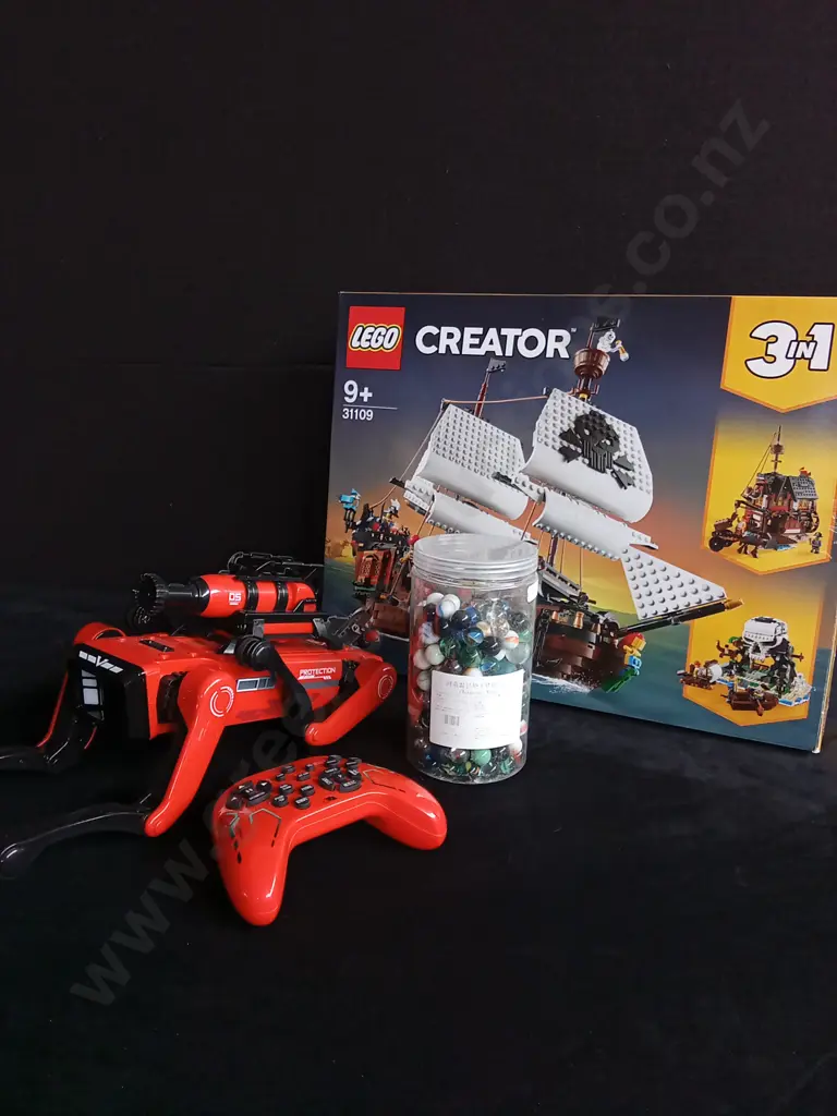 4 PIECES TOY MIX, LEGO CREATOR, ROBOT DOG AND MARBLES Image 1++