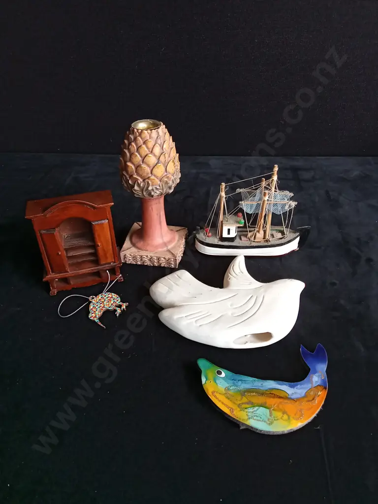 6 PIECES MISCELLANEOUS DECOR MIX Image 1++