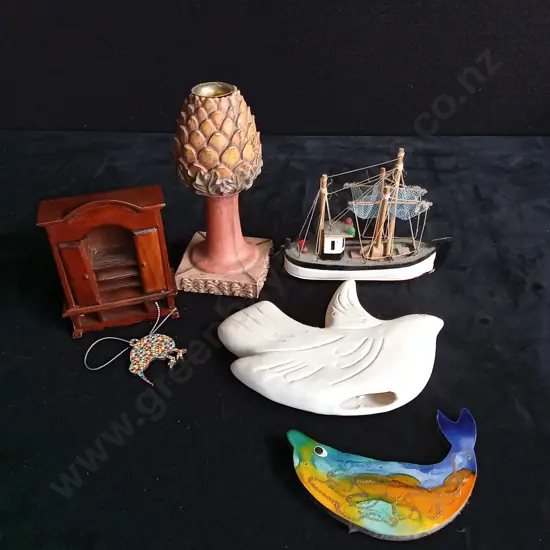 6 PIECES MISCELLANEOUS DECOR MIX