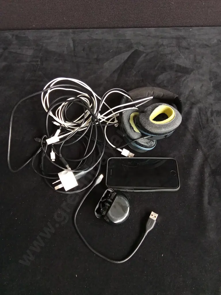 MIX OF ELECTRONICS UNTESTED Image 1++