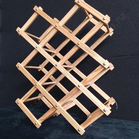 FOLDABLE WOODEN WINE BOTTLE HOLDER