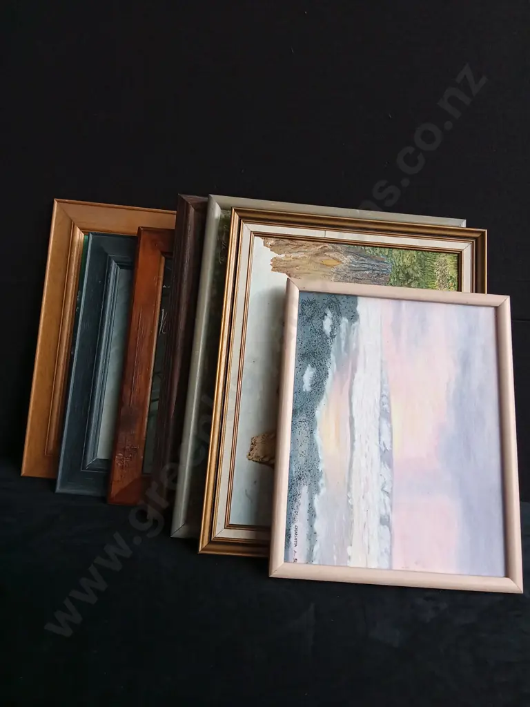 7 PIECES FRAMED PAINTINGS AND PRINTS Image 1++