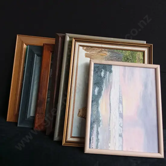 7 PIECES FRAMED PAINTINGS AND PRINTS