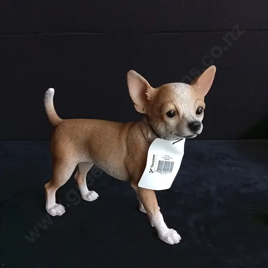 TAKASHO FIGURINE CHIHUAHUA H 22CM BRAND NEW