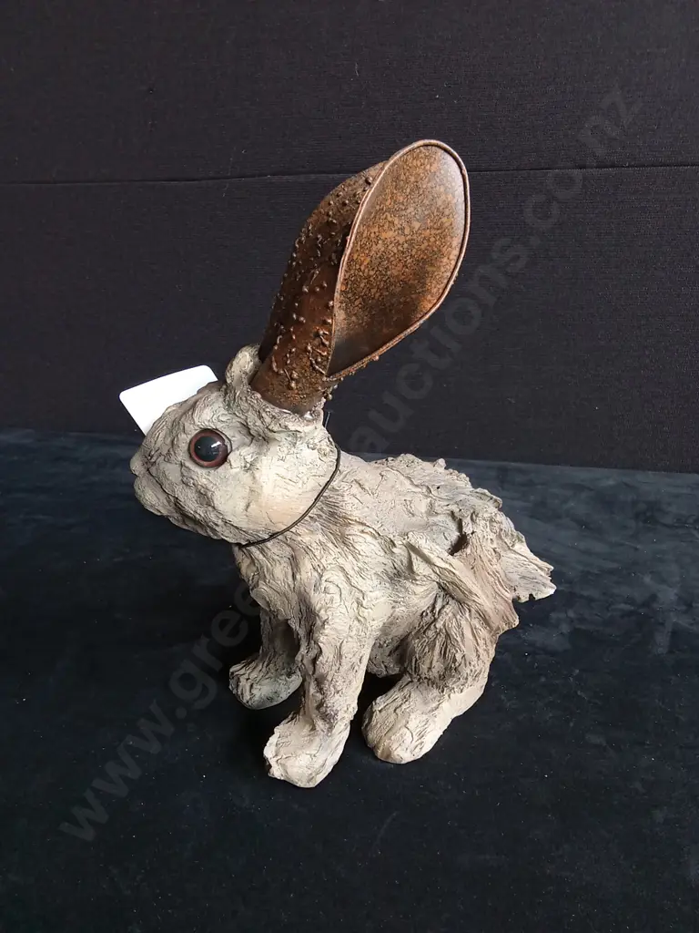 TAKASHO FIGURINE RABBIT H 27CM BRAND NEW Image 1++