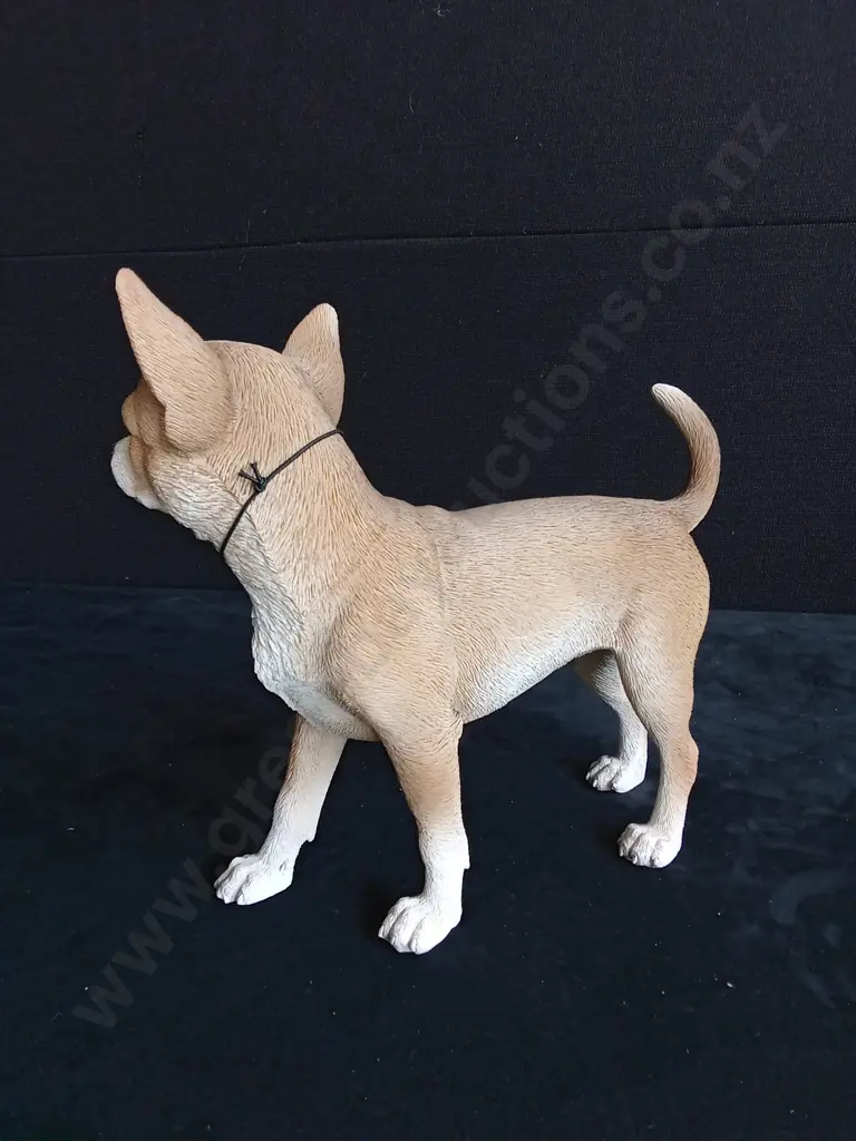 TAKASHO FIGURINE CHIHUAHUA H 22CM BRAND NEW Image 1++