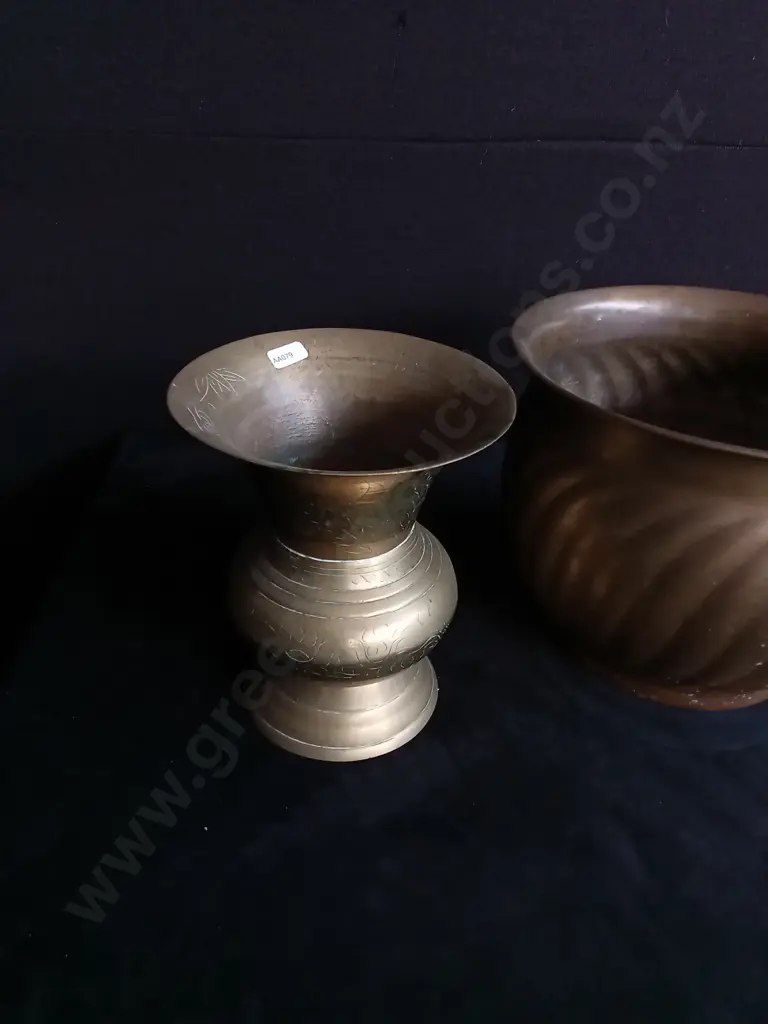 VINTAGE BRASS VASES/ PLANTERS Image 1++