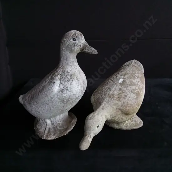 CONCRETE DUCK GARDEN STATUES TALLEST H 40CM