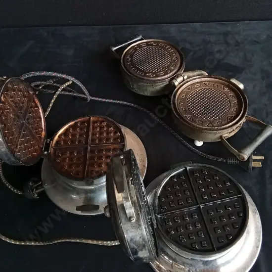 3 PIECES VINTAGE WAFFLE IRONS UNTESTED