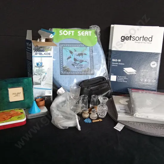 ASSORTED HOUSEHOLD ITEMS