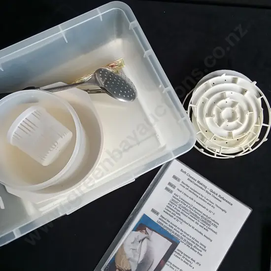 CHEESE MAKING EQUIPMENT