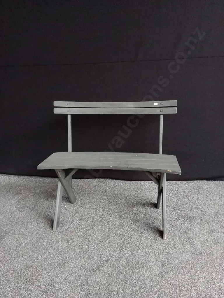 WOODEN GARDEN BENCH H 78CM X 85 CM Image 1++