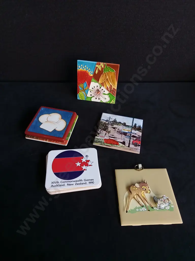 COASTERS AND SQUARE TILE ART MIX Image 1++