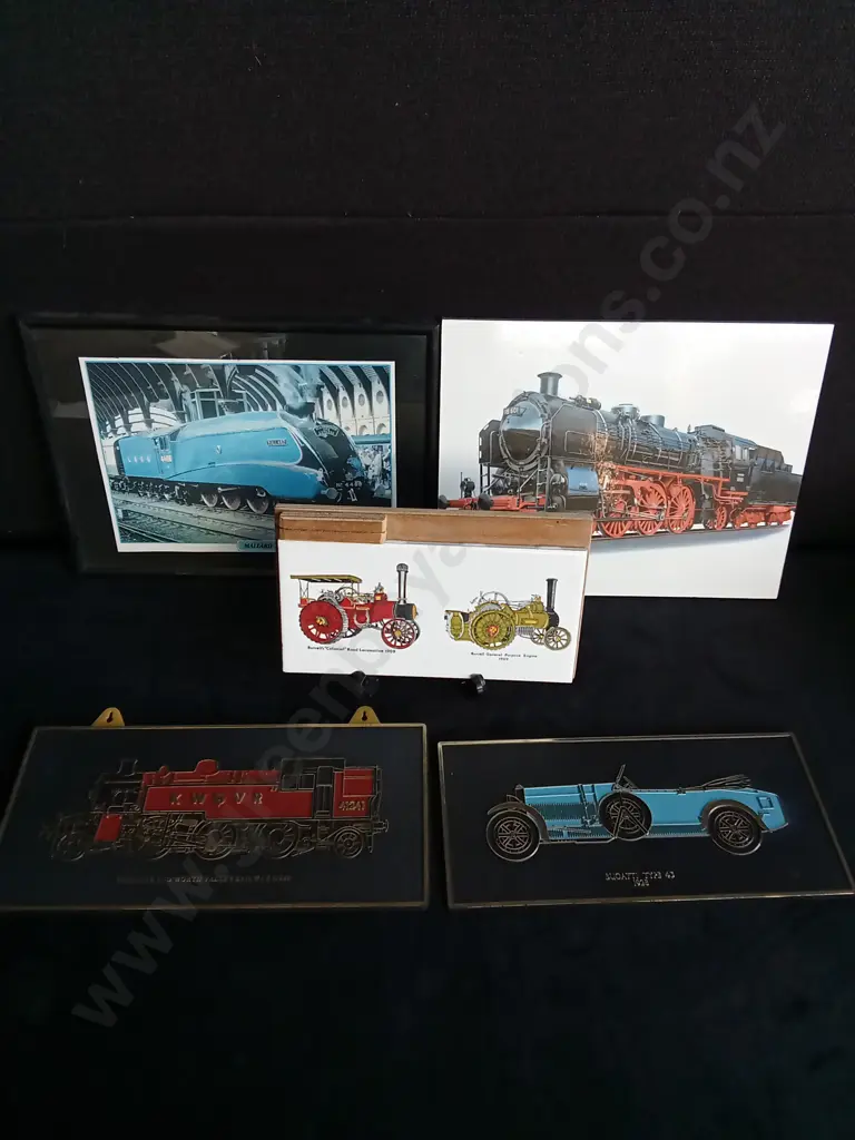 5 PIECES TRAIN WALL DECOR Image 1++